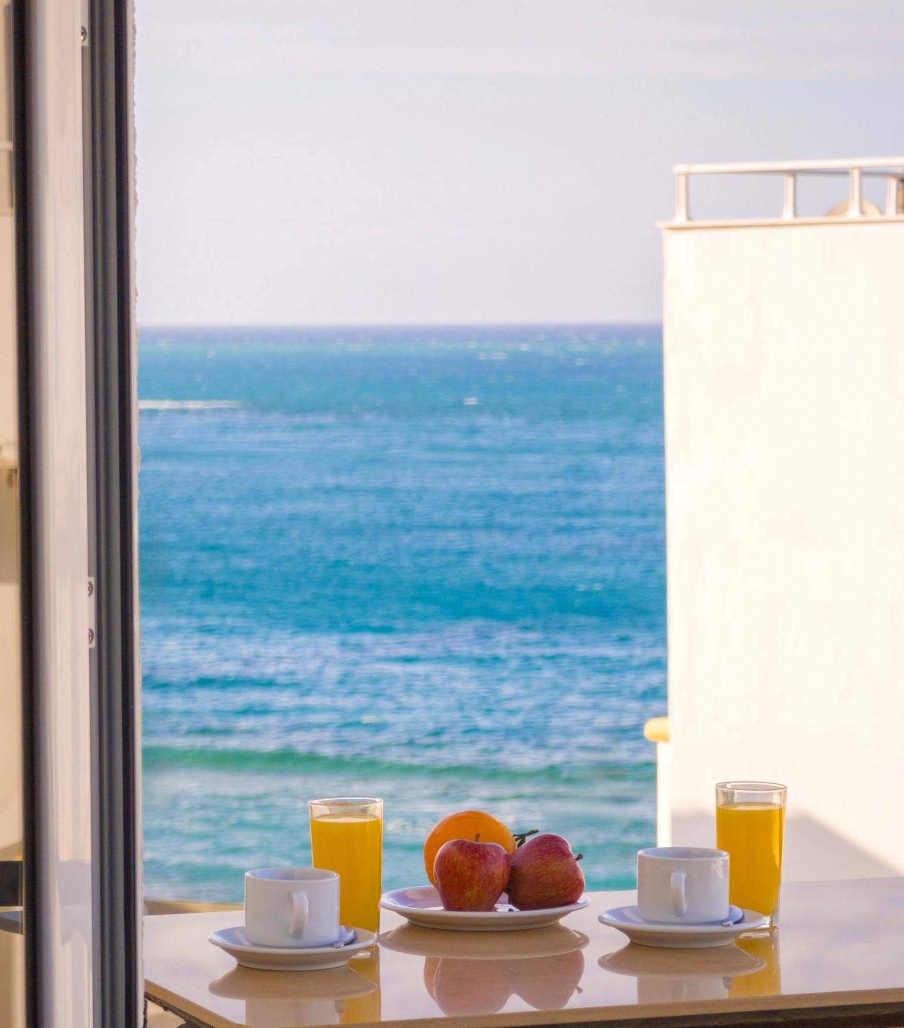 Simple Hotel Hersonissos Blue Buitenkant foto