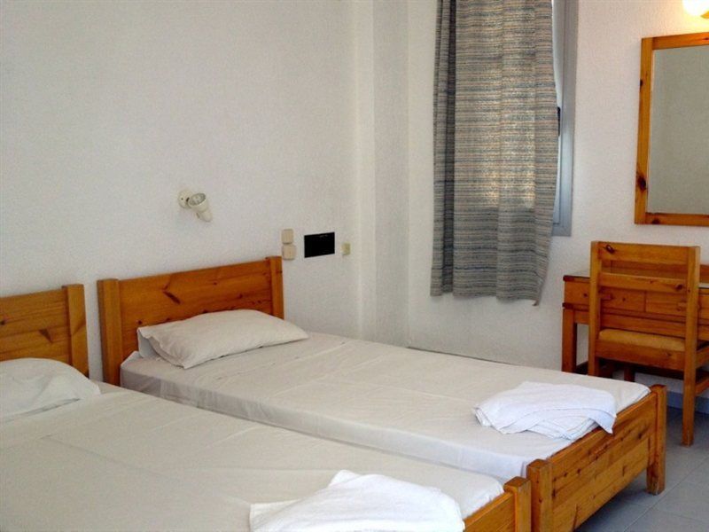 Simple Hotel Hersonissos Blue Buitenkant foto