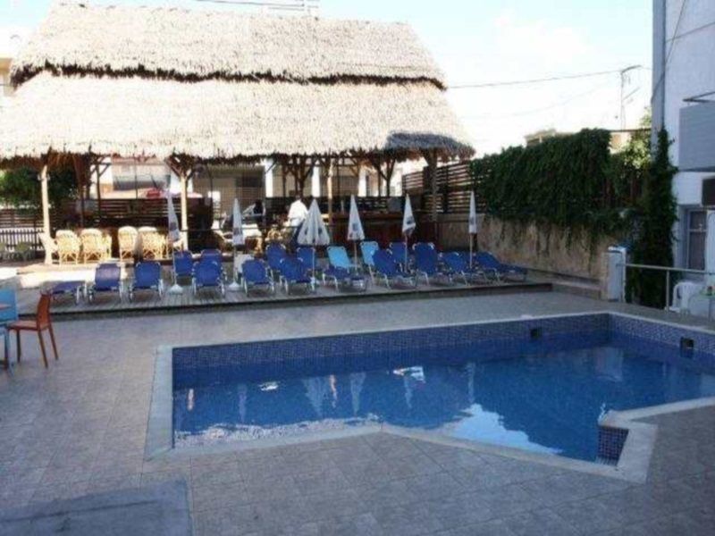 Simple Hotel Hersonissos Blue Buitenkant foto